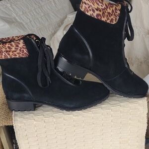 NIB 😻 Black Suede and Leopard Print Cuff Women's Ankle Boots